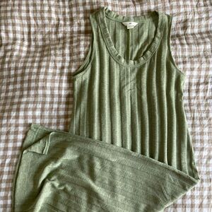 H&M Light Green Ribbed Knit Top